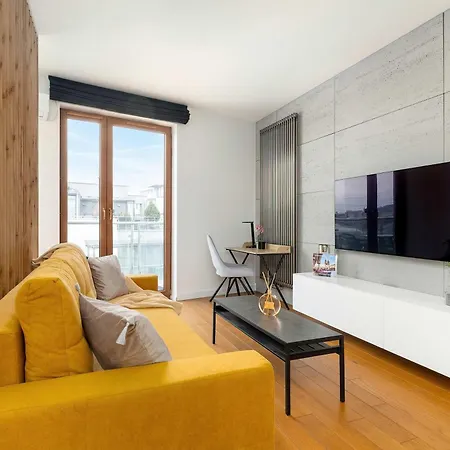 Exclusive Air Conditioned In Cracow With Parking And Desk Close To The River By Renters Prestige Διαμέρισμα *