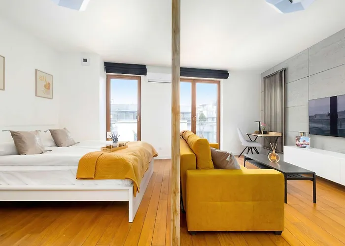 Appartement Exclusive Air Conditioned In Cracow With Parking And Desk Close To The River By Renters Prestige